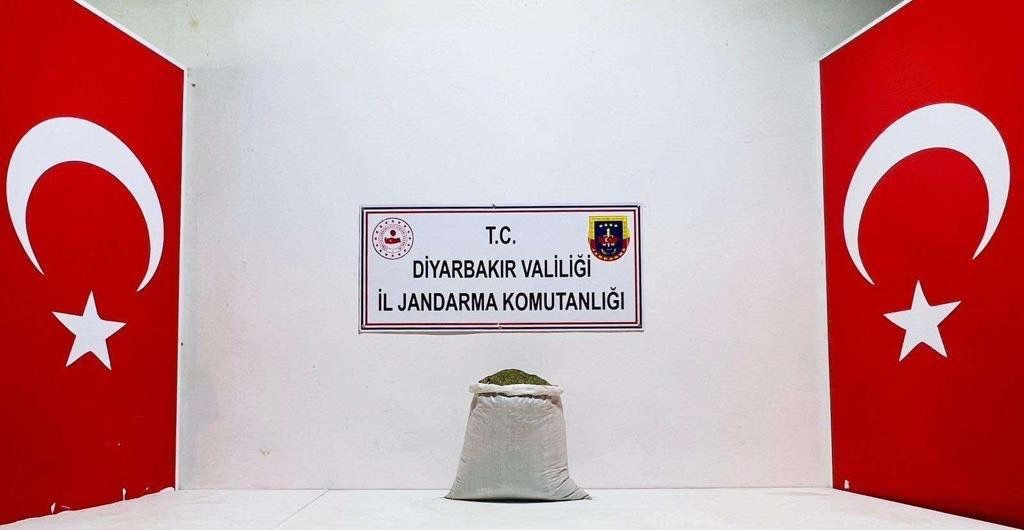 Diyarbakır’da 28 kilo esrar ele geçirildi

