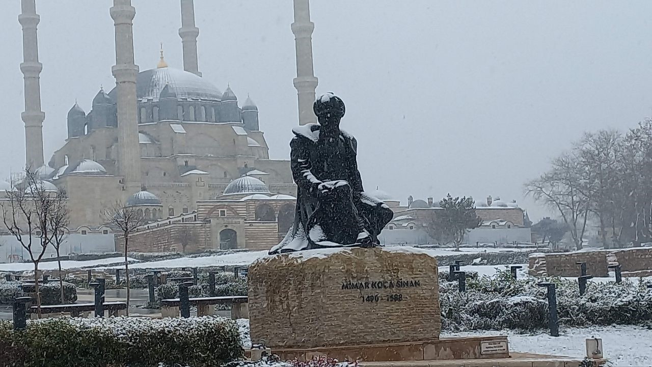 Edirne’nin bazı ilçelerinde taşımalı eğitime 1 gün ara verildi
