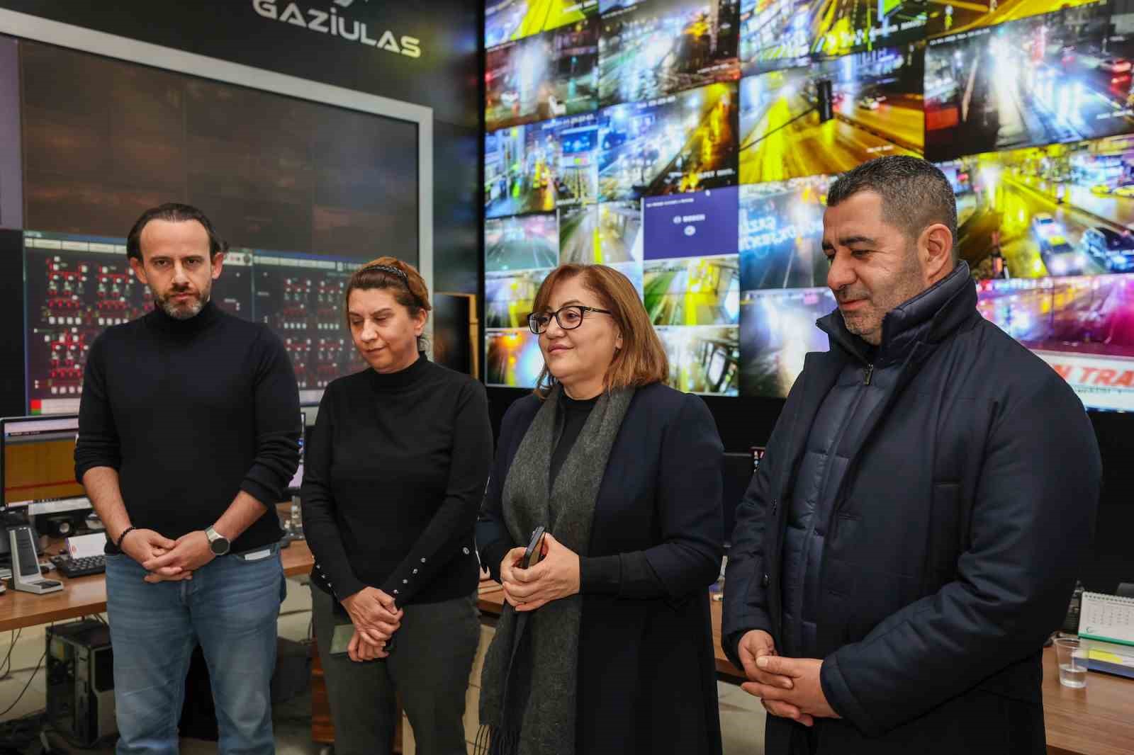 Gaziantep Büyükşehir, beklenen yoğun yağışa karşı önlem aldı
