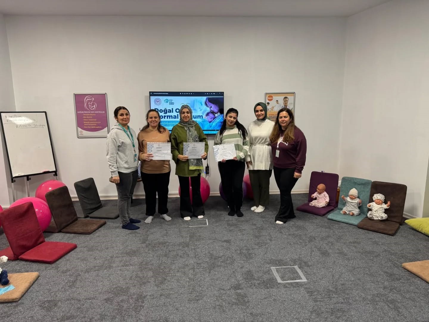 Nazilli’de Gebe Okulu eğitimleri aralıksız sürüyor
