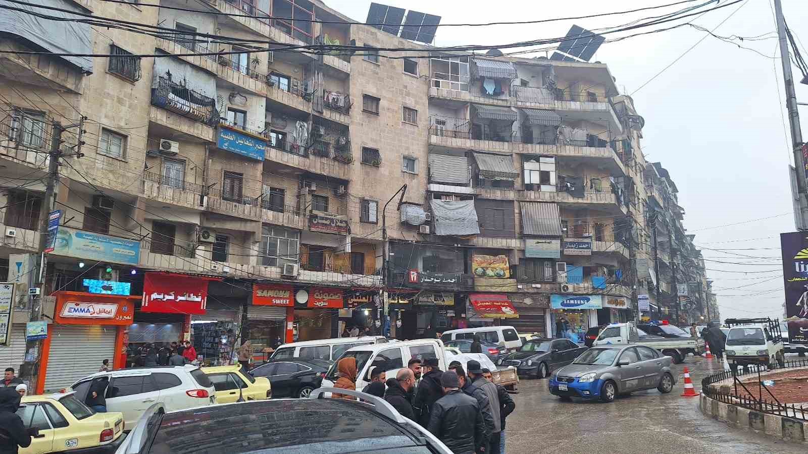 SDG’den temizlenen Şeyh Maksud mahallesinde hayat normale dönüyor
SDG’den temizlenen Şeyh Maksud mahallesinde hayat normale dönüyor