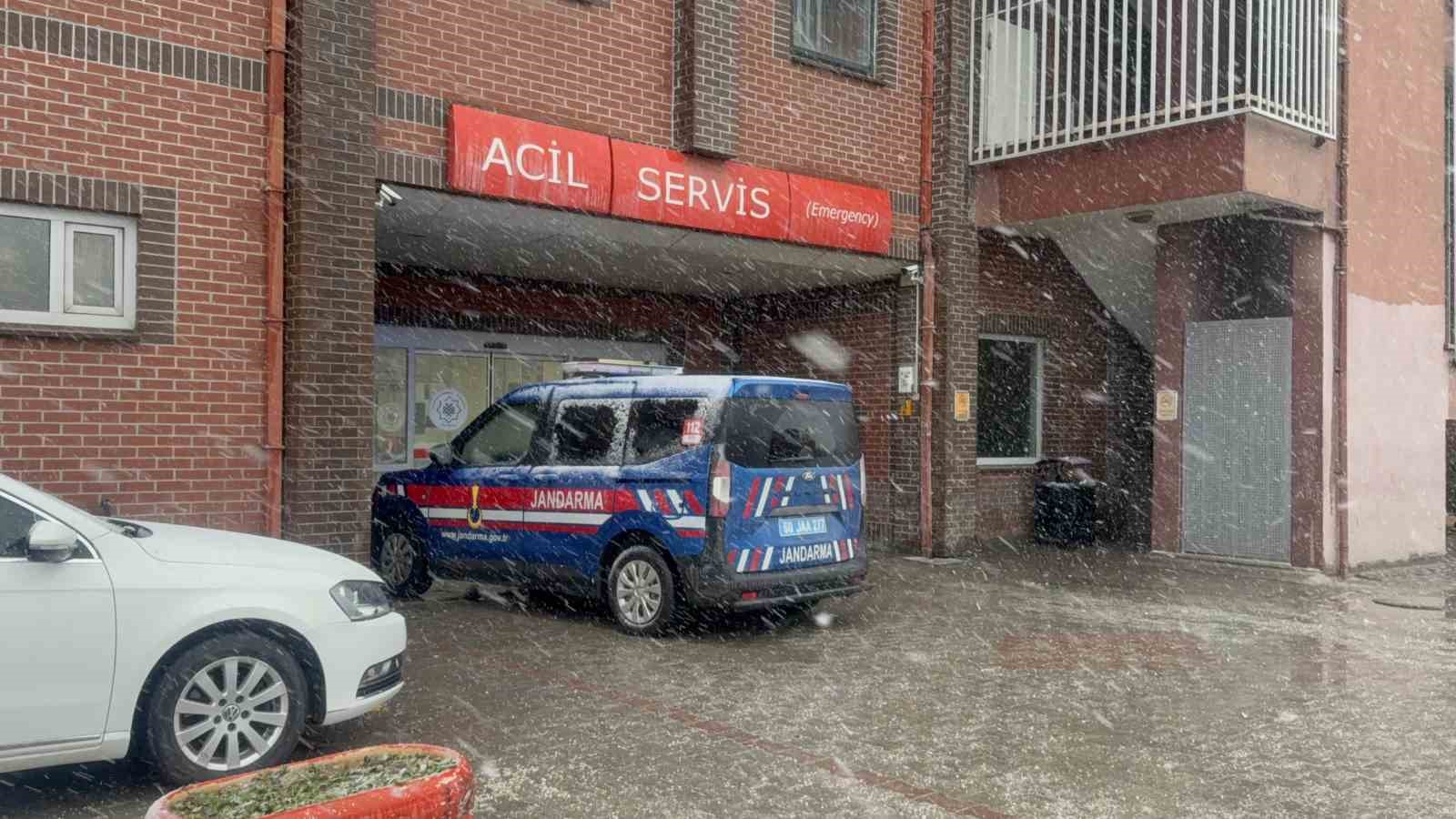 Tokat’ta silahlı kavga: 1 kişi hayatını kaybetti
Tokat’ta silahlı kavga: 1 kişi hayatını kaybetti