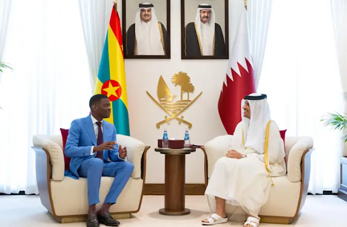 Al Thani, Grenada Başbakanı Mitchell ile bir araya geldi