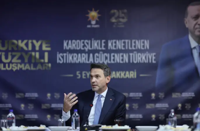 Bakan Bayraktar: Terörsüz Türkiye bölgedeki illerimizi yıldız gibi parlatacak