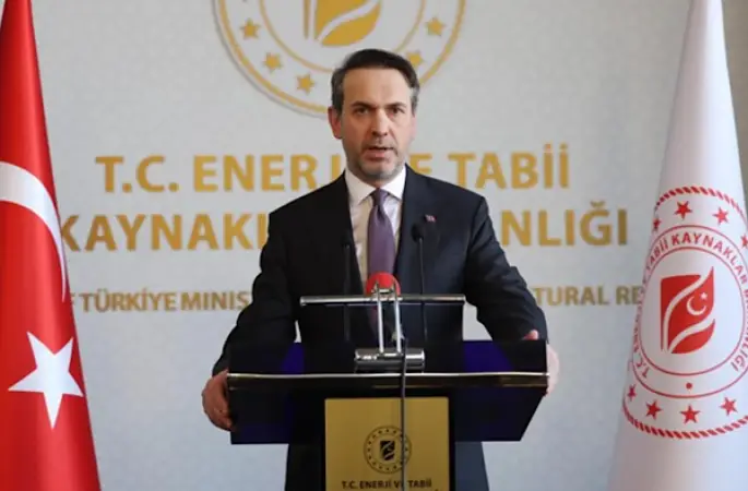 Bakan Bayraktar: Türkiye ile İtalya ilişkileri örnek teşkil ediyor