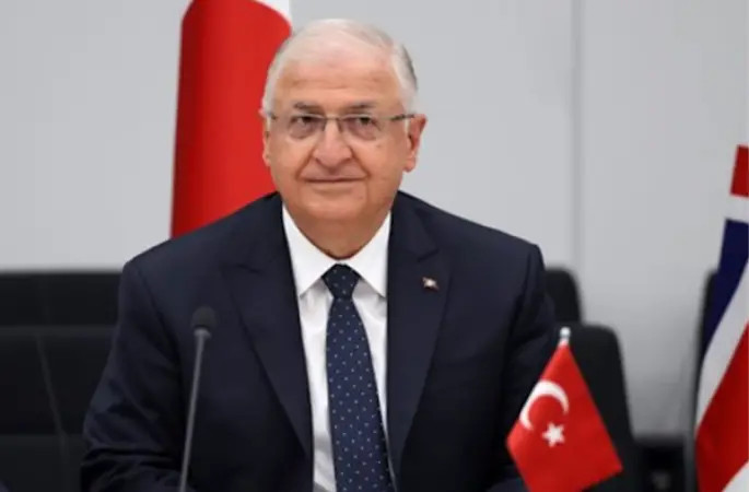Bakan Güler: Deniz Kuvvetlerimiz etkin, caydırıcı ve saygın bir güç olarak görev yapıyor