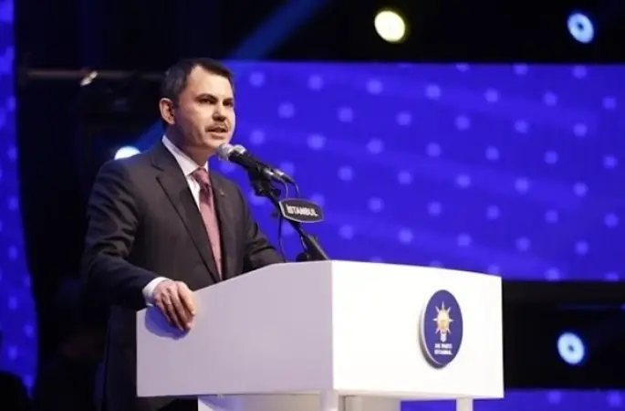Bakan Kurum, Kahramanmaraş Kapalıçarşı esnafını ziyaret etti