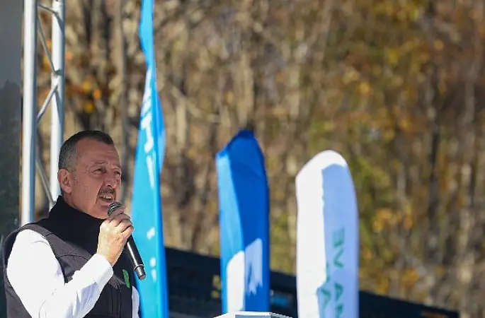 Başkan Büyükakın: “Geyik muhabbeti yapmıyoruz geleceğimiz için çalışıyoruz"