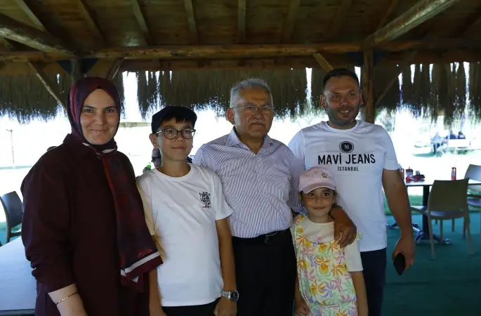 Başkan Büyükkılıç, Sultan Sazlığı Milli Parkı'nda vatandaşlarla bir araya geldi