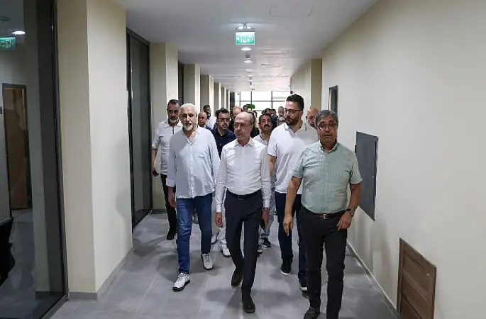 Başkan Pekyatırmacı, Selçuklu'nun Yatırım ve Hizmetlerini Meclis Üyeleri ile Birlikte Gezdi