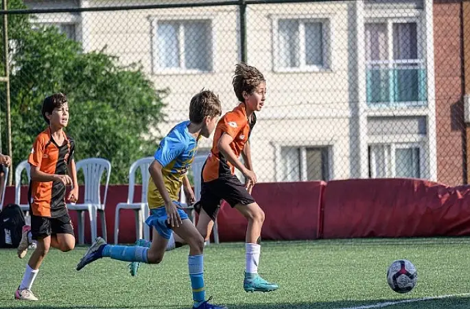 Bayraklı'da U-12 Cup Heyecanı Başladı