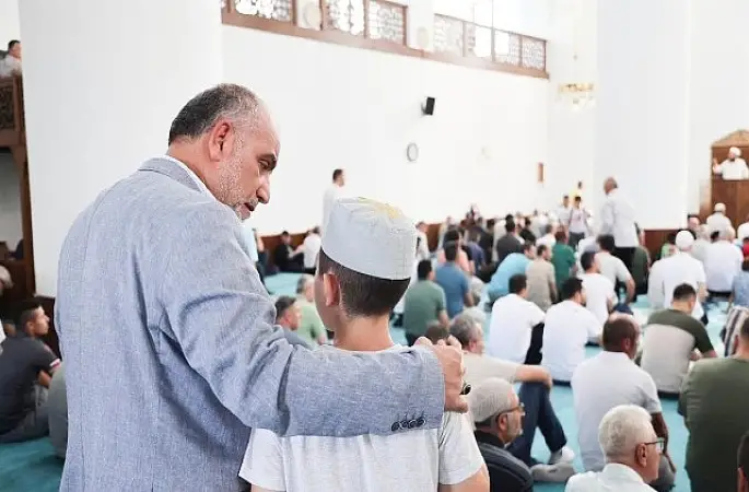 Canik'te Camiye Gelen Hediyeyi Alıyor: Başvuru Süresi Uzatıldı! 