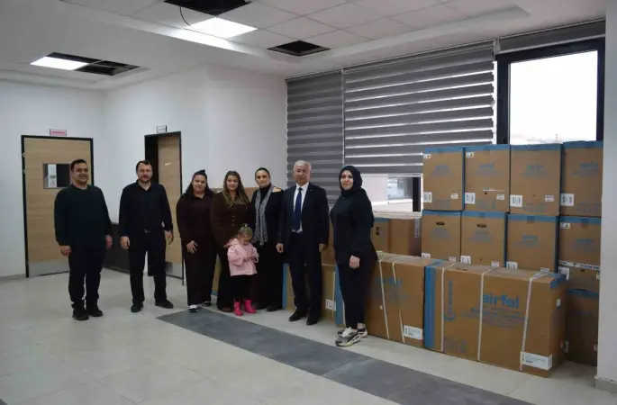 Dayanışmayla okula 26 adet klima kazandırıldı
