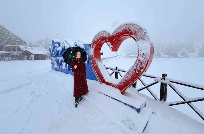 Ergan Dağı’nda kar kartpostallık manzara oluşturdu
