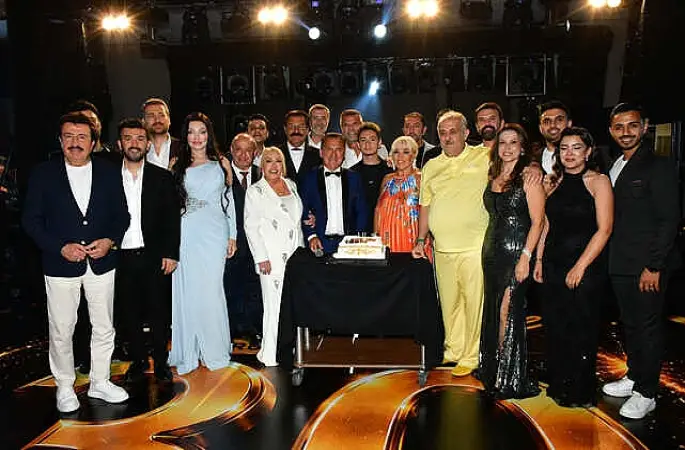 Gaziantep'te yıldızlar geçidi: Şamdancı ve By Mustafa açılışı ile Green Park'ta görkemli gala