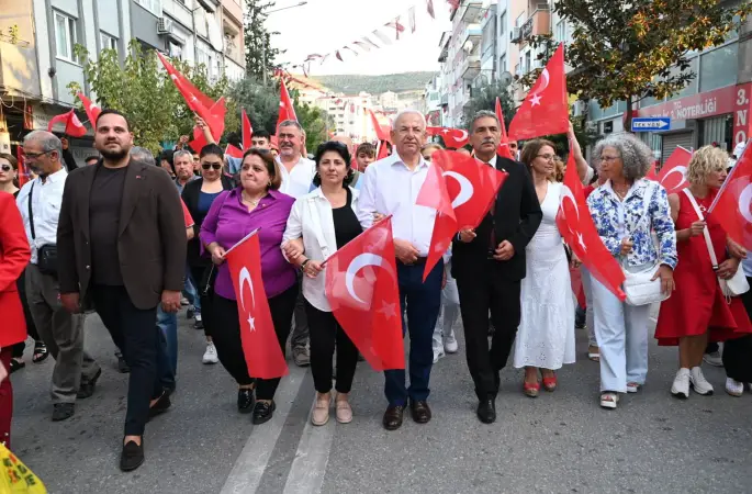 Gemlik’te 30 Ağustos Zafer Bayramı etkinliklerle kutlandı