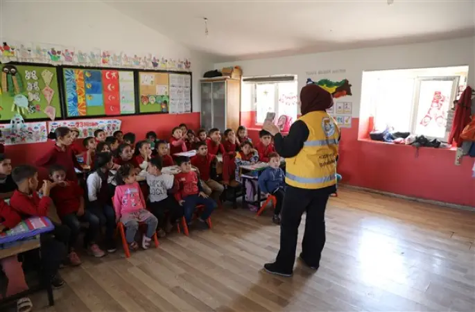 Haliliye’de öğrencilere akran zorbalığı ve sağlıklı yaşam eğitimi