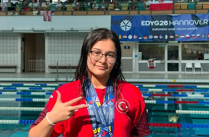 İdil Bengisu Tunçbilek’ten Avrupa ikinciliği