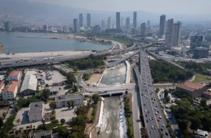 İZSU, Meles ve Arap Deresi’ndeki temizlik çalışmalarını tamamladı