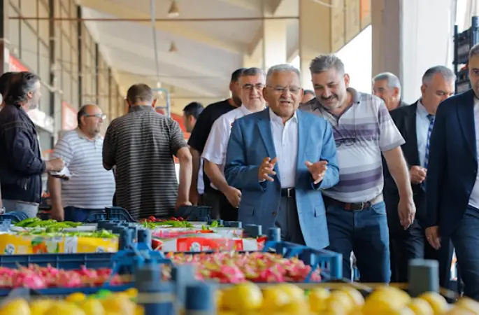 Kayseri Hal Kompleksi’nde esnafın talepleri dinlendi