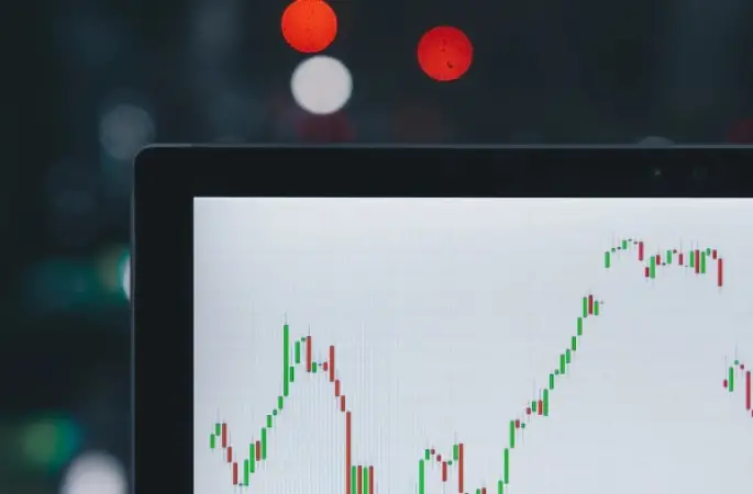 Küresel piyasalarda makro verilere yönelim artıyor, BIST 100’de 13.555 destek