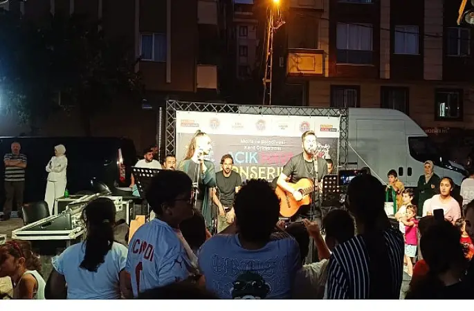 Maltepe'de açık hava konserleri büyük coşkuyla devam ediyor