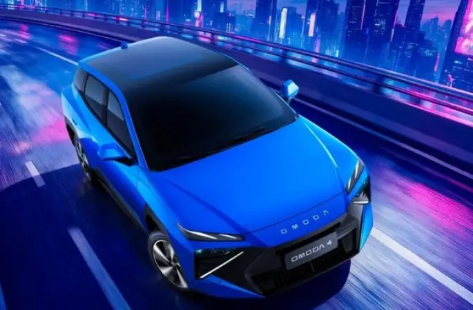 OMODA 4 Paris’te geleceğin otomobil deneyimini sahneye taşıdı