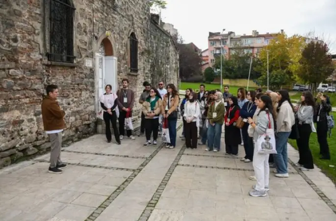 Osmangazi’de gençler Bursa’nın tarihini adım adım keşfetti