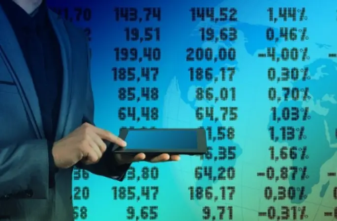 Piyasalarda gözler bilançolar ve Fed tutanaklarında