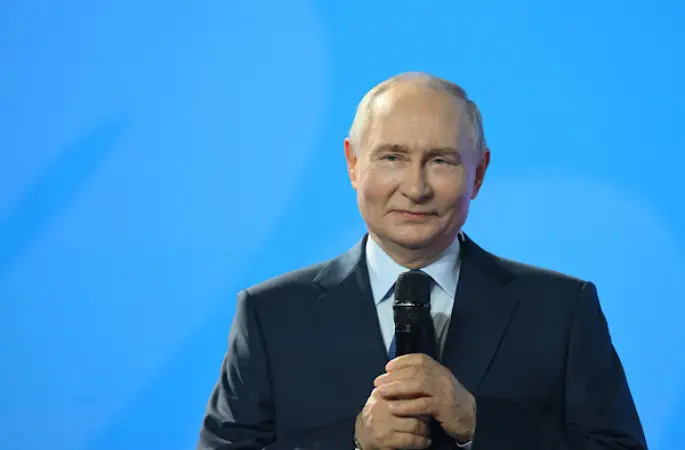 Putin: Avrupa, Rus enerjisini reddederek kendi sanayisine zarar veriyor