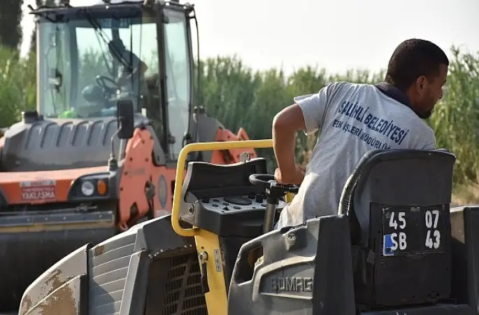 Salihli Belediyesi Keli Mahallesi'nde 2 Bin 250 Ton Sıcak Asfalt Çalışmasını Tamamladı