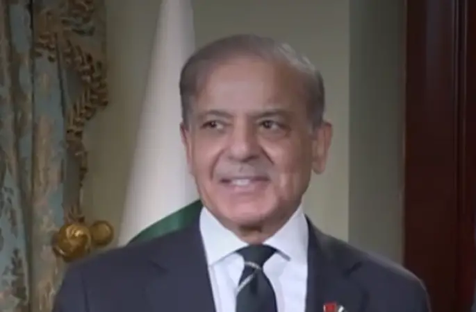 Şerif: Pakistan, kardeş Endonezya halkıyla omuz omuza duruyor