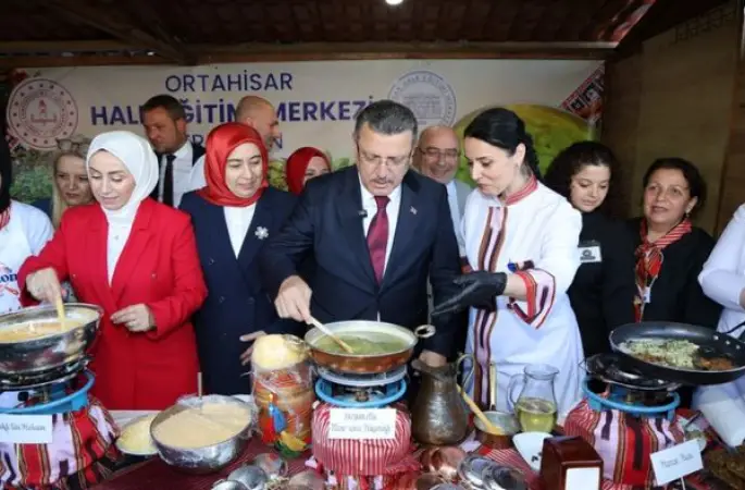 Trabzon Gastronomi Festivali binlerce kişinin katılımıyla başladı